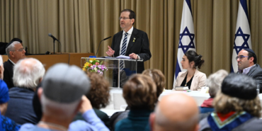 2d417e39a5ab835d6a217c988ebcdb18