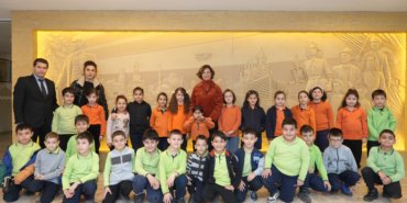 80d42dcb87e9d028b23e3ea93420a929