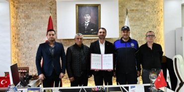 d5438fdf96c56f2a3a5cf88a424eafc9