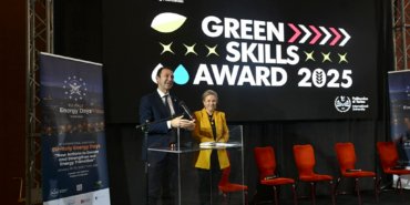 9a86553e0c25d0638e577a65fc943d35